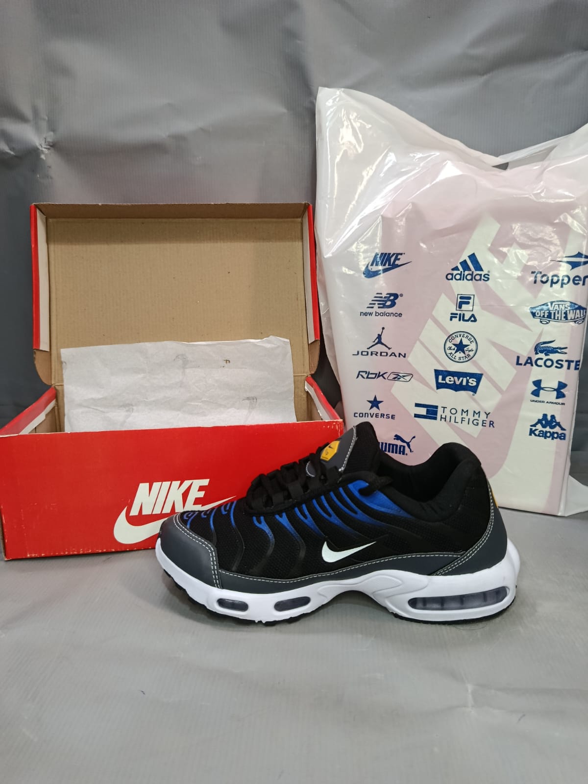 Zapatillas Nike Air Max TN Importadas